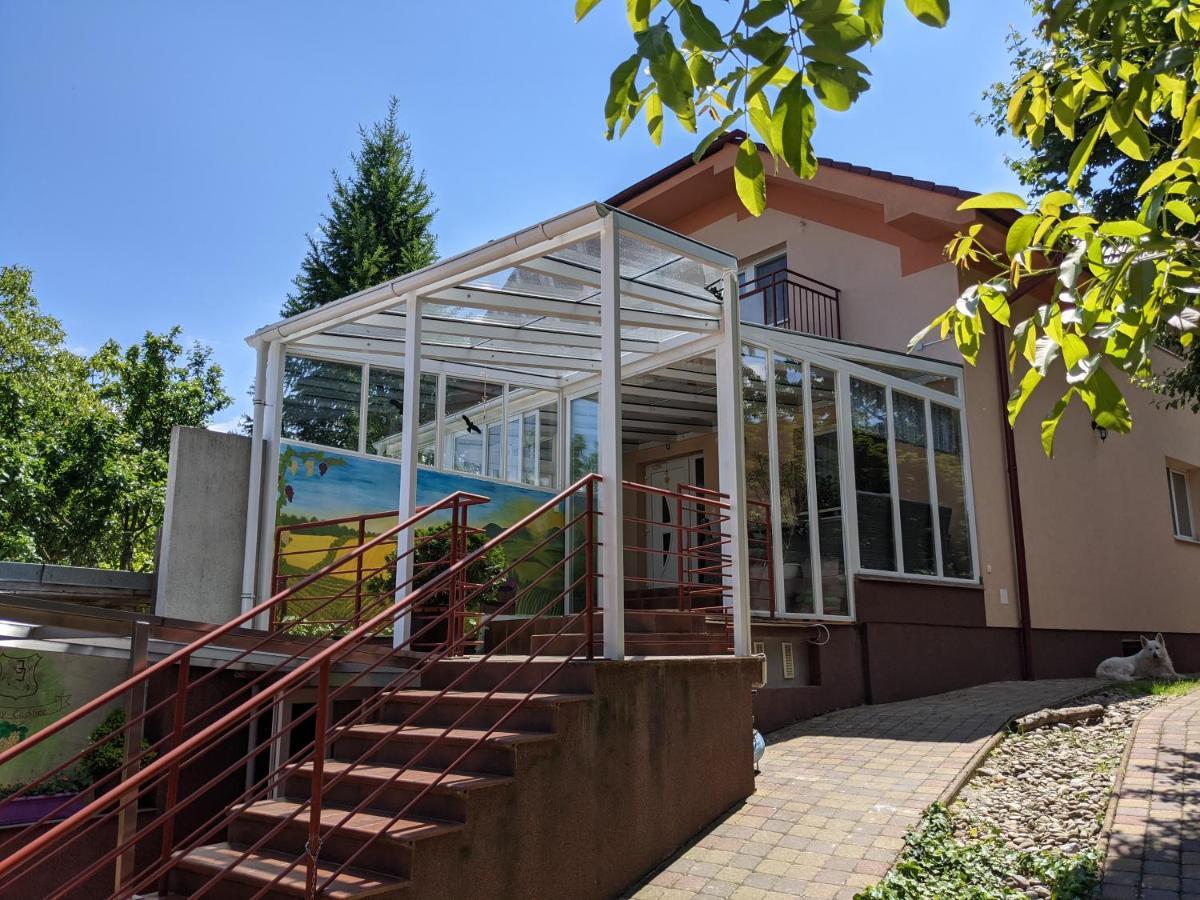Pivnicka Pod Cachtickym Hradom Hotel Cachtice Exterior photo